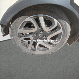 Repuestos y Desarmaduria RENAULT CAPTUR 1.5 K9K DOHC 16 VALV 4X2 DIESEL 2016 2017