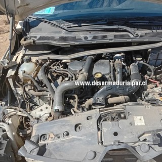 Repuestos y Desarmaduria RENAULT CAPTUR 1.5 K9K DOHC 16 VALV 4X2 DIESEL 2016 2017