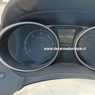 Repuestos y Desarmaduria HYUNDAI TUCSON 2.0 D4HA DOHC 16 VALV 4X4 DIESEL 2011 2012