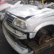 SUZUKI Grand Nomade 1998 1999 2000 2001 2002 2003 2004 2005 en Desarme