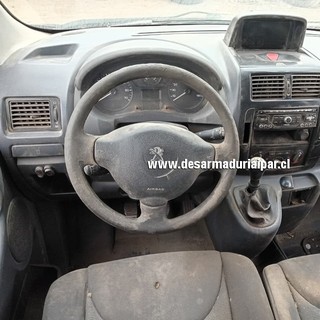Repuestos y Desarmaduria PEUGEOT EXPERT 1.6 10JB DOHC 16 VALV 4X2 DIESEL 2013 2014 2015 2016
