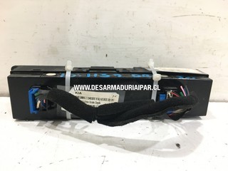Boton Alzavidrio Unitario Delantero Derecho KIA GRAND CARNIVAL 2.2 D4HB DOHC 16 VALV 4X2 DIESEL 2012 2013 2014 2015