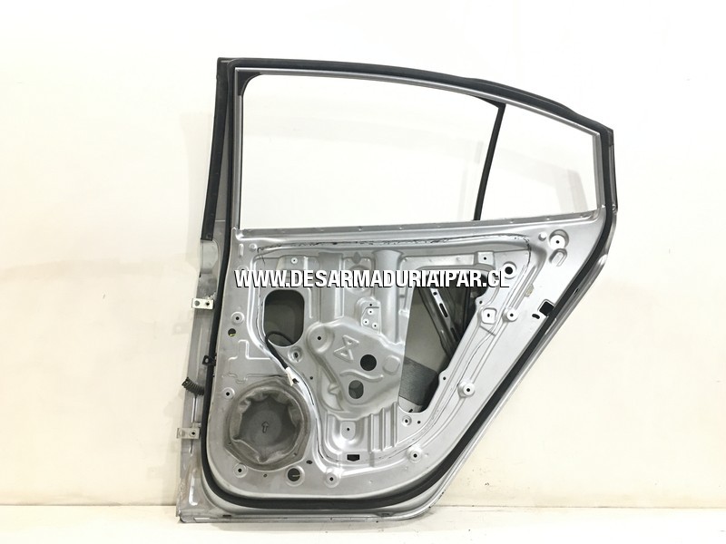 Puerta Trasera Derecha Sedan**** MG MG5 1.5 15S4 DOHC 16 VALV 4X2 2020 ...