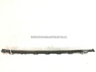 Botagua Puerta Trasero Izquierdo Stw o Sport* PEUGEOT 208 ALLURE 1.4 10FD SOHC 16 VALV 4X2 DIESEL 2013 2014 2015