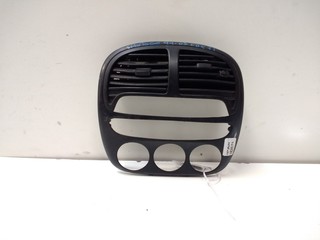 Consola Central* KIA SPORTAGE 2.0 FE DOHC 16 VALV 4X4 2001 2002 2003