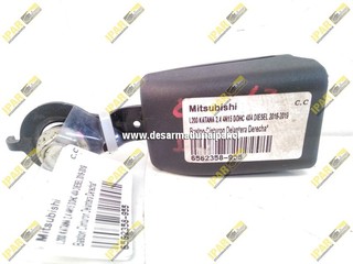 Baston Cinturon Delantera Derecha* MITSUBISHI L200 KATANA 2.4 4N15 DOHC 16 VALV 4X4 DIESEL 2016 2017 2018 2019