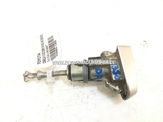 Cilindro Puerta Delantera Derecha**** TOYOTA COROLLA 1.6 3ZZ DOHC 16 VALV 4X2 2009 2010
