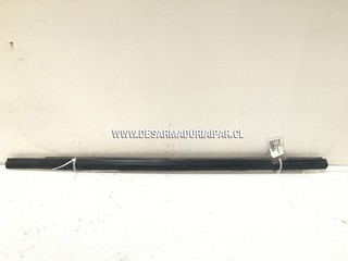 Botagua Puerta Trasero Izquierdo Stw o Sport* CHEVROLET SONIC 1.6 F16D DOHC 16 VALV 4X2 2012 2013 2014 2015 2016 2017
