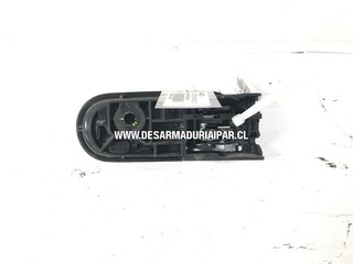 Manilla Puerta Interior Delantera Izquierda** MAZDA 2 1.5 ZY DOHC 16 VALV 4X2 2012 2013 2014 2015