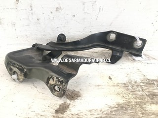 Bisagra Capot Izquierda** CHEVROLET CAPTIVA 2.4 LE9 DOHC 16 VALV 4X2 2014 2015 2016