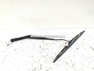 Brazo Limpia Parabrisa Izquierdo**** NISSAN VERSA 1.6 HR16 DOHC 16 VALV 4X2 2015 2016 2017 2018 2019 2020 2021