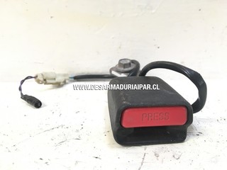 Baston Cinturon Delantero Izquierda* MITSUBISHI L200 KATANA 2.4 4N15 DOHC 16 VALV 4X2 DIESEL 2020 2021 2022 2023