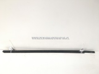 Botagua Puerta Delantero Izquierdo* NISSAN VERSA 1.6 HR16 DOHC 16 VALV 4X2 2015 2016 2017 2018 2019 2020 2021