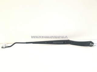 Brazo Limpia Parabrisa Izquierdo**** HYUNDAI TUCSON 2.0 G4NA DOHC 16 VALV 4X2 2013 2014 2015