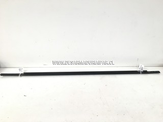 Botagua Puerta Delantero Izquierdo* NISSAN TIIDA 1.6 HR16 DOHC 16 VALV 4X2 2004 2005 2006 2007 2008 2009