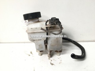 Deposito De Freno* KIA CARENS 2.0 G4KA DOHC 16 VALV 4X2 2008 2009 2010 2011 2012 2013