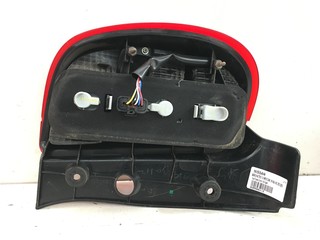Farol Trasero Derecho Stw Sport NISSAN MARCH ACTIVE 1.6 HR16 DOHC 16 VALV 4X2 2012 2013 2014 2015