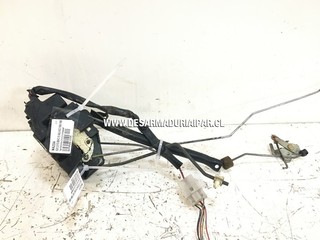Chapa Puerta Delantera Derecha Con Cierre Incorporado** MAZDA 626 2.0 FS DOHC 16 VALV 4X2 1998 1999