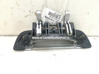 Manilla Puerta Exterior Trasera Izquierda** SUZUKI BALENO 1.6 G16B SOHC 16 VALV 4X2 1999 2000 2001 2002 2003 2004 2005