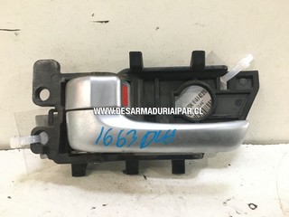 Manilla Puerta Interior Trasera Izquierda** KIA CERATO 1.6 G4FC DOHC 16 VALV 4X2 2010 2011 2012 2013